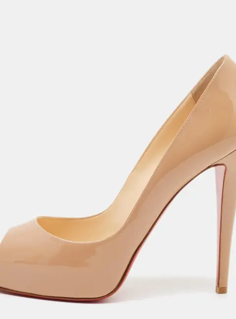 Christian Louboutin Very Prive Size 40 Beige Patent Leather Platform Peep Toe Pumps