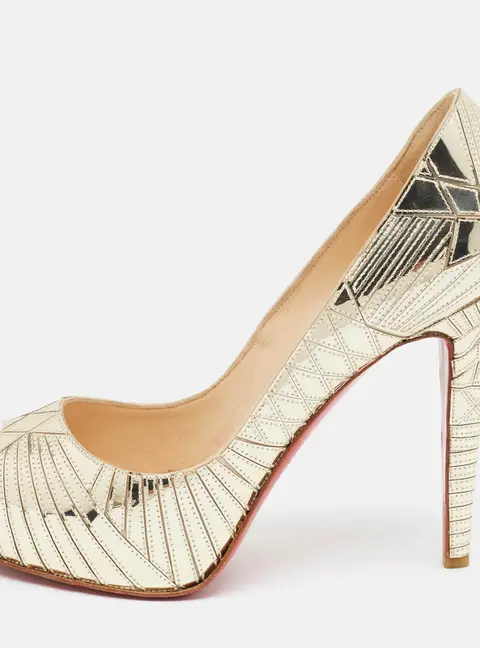 Christian Louboutin Very Galaxy Size 38.5 Gold Patent Leather Art Deco Peep Toe Pumps
