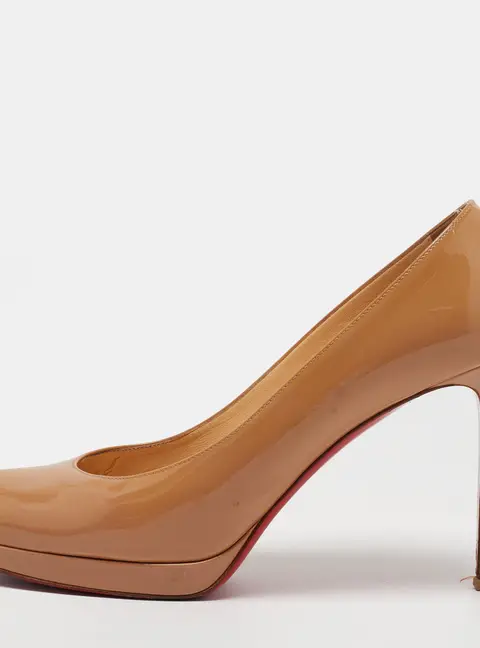 Christian Louboutin Rolando Size 39.5 Beige Patent Leather Platform Pumps