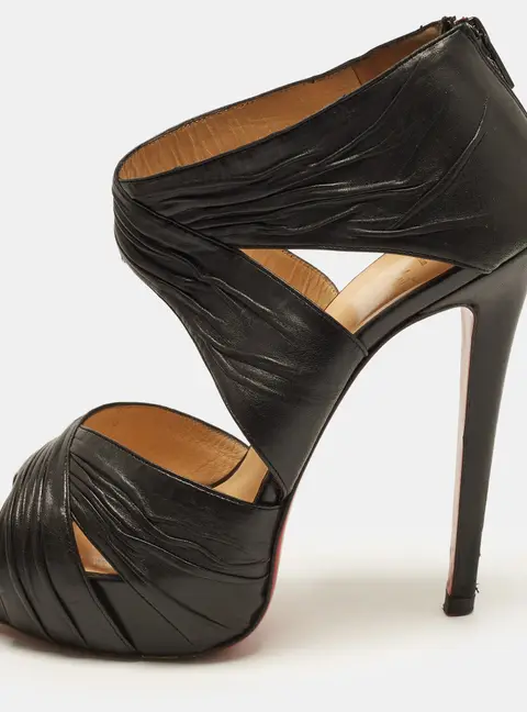 Christian Louboutin Bandra Size 39.5 Black Leather Platform Sandals