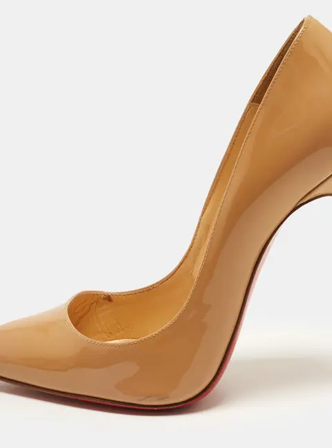 Christian Louboutin Pigalle Size 38.5 Beige Patent Leather Pumps