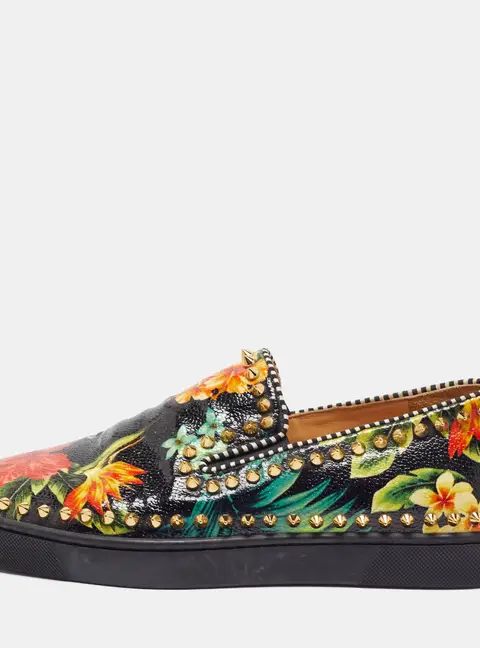 Christian Louboutin Hawaii Pik Boat Size 40 Black Patent Leather Spiked Floral Slip On Sneakers