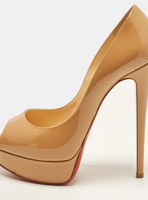 Christian Louboutin Lady Peep Size 37.5 Beige Patent Leather Peep Toe Pumps