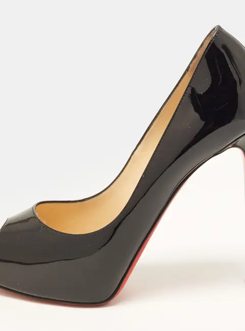 Christian Louboutin New Very Prive Size 37 Black Patent Leather Platform Pumps