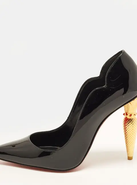 Christian Louboutin Lipchick Size 37.5 Black Patent Leather Pumps