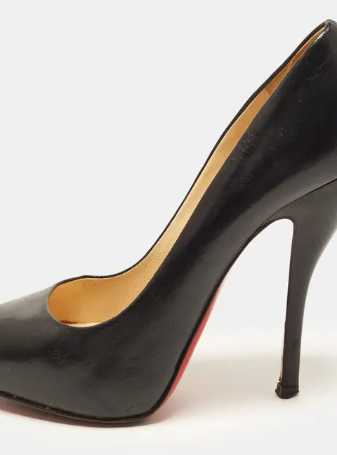 Christian Louboutin Fifi Size 35.5 Black Leather Pumps