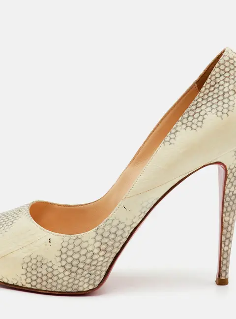 Christian Louboutin Very Prive Size 39 Cream/Grey Python Embossed Leather Platform Peep Toe Pumps