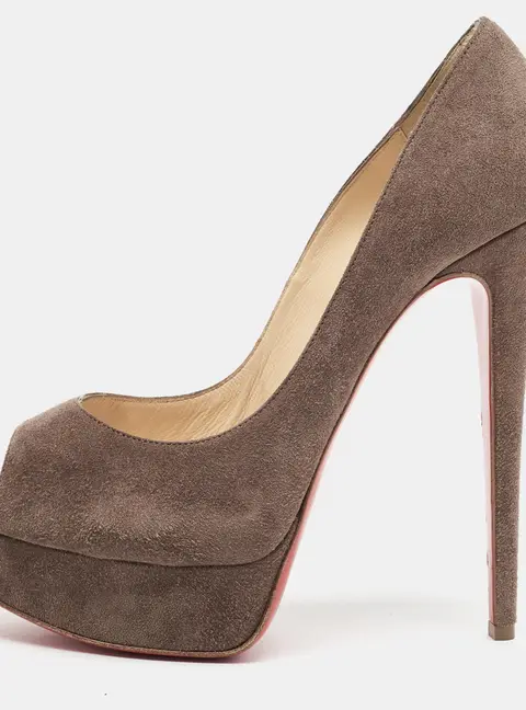 Christian Louboutin New Very Prive Size 36 Brown Suede Platform Pumps