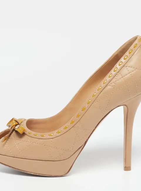 Dior Lovely Size 37.5 Beige Leather Peep Toe Pumps