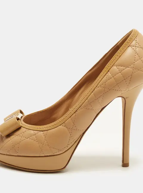 Dior Cannage Size 38 Beige Cannage Leather and Patent Leather Peep Toe Pumps