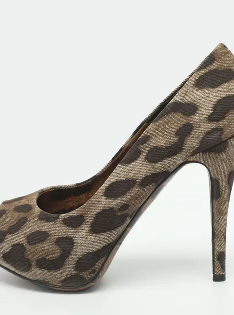 Dolce & Gabbana Size 37 Beige Leopard Print Denim Peep Toe Platform Pumps