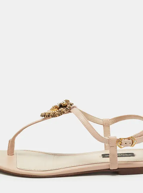 Dolce & Gabbana Devotion Size 36 Beige Leather Thong Sandals