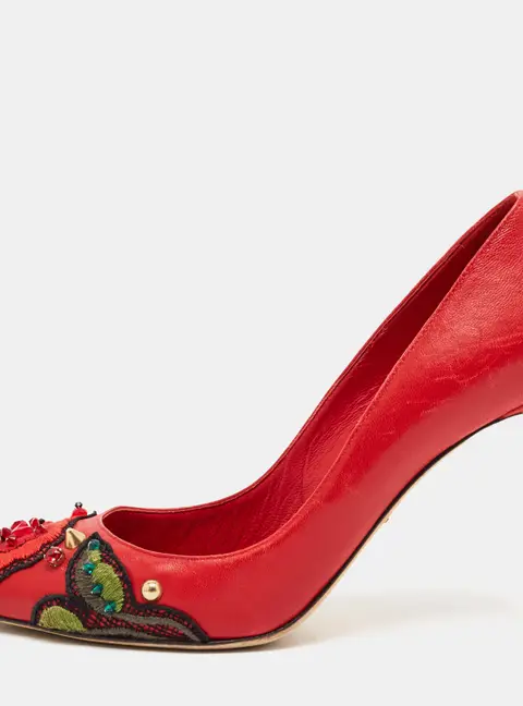 Dolce & Gabbana Size 39 Red Leather Pointed Toe Pumps
