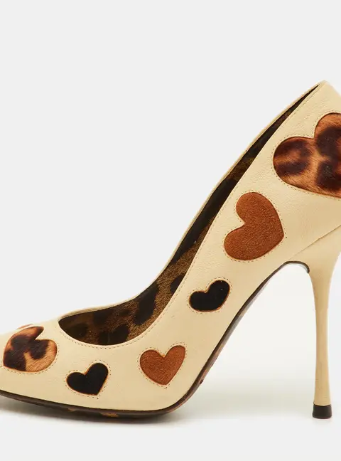 Dolce & Gabbana Hearts Size 38 Cream/Brown Leather, Calf Hair and Suede Peep Toe Pumps