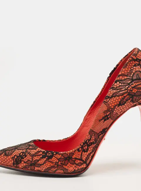Dolce & Gabbana Size 38.5 Black/Orange Lace and Patent Leather Pumps