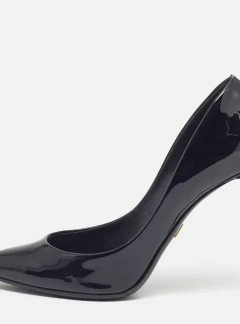 Dolce & Gabbana Size 39.5 Black Patent Leather Pointed Toe Pumps
