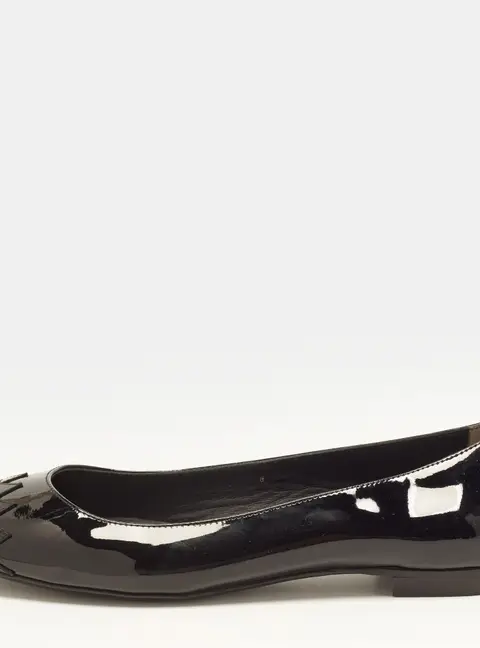 Fendi Size 37.5 Black Patent and Leather Cap Toe Zig-Zag Ballet Flats