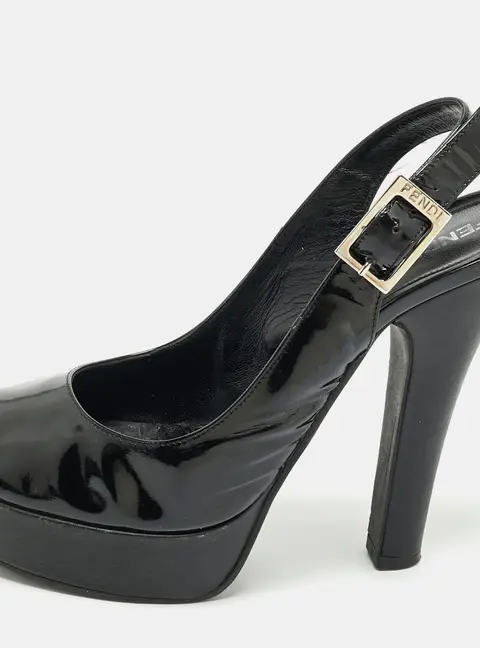 Fendi Size 38.5 Black Patent Leather Ankle Strap Sandals