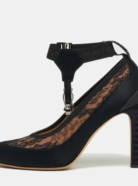 Fendi Promenade Size 39 Black Lace and Mesh Pumps