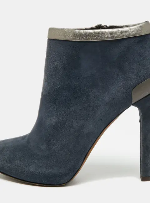 Fendi Size 39.5 Navy Blue Leather and Suede Ankle Length Boots