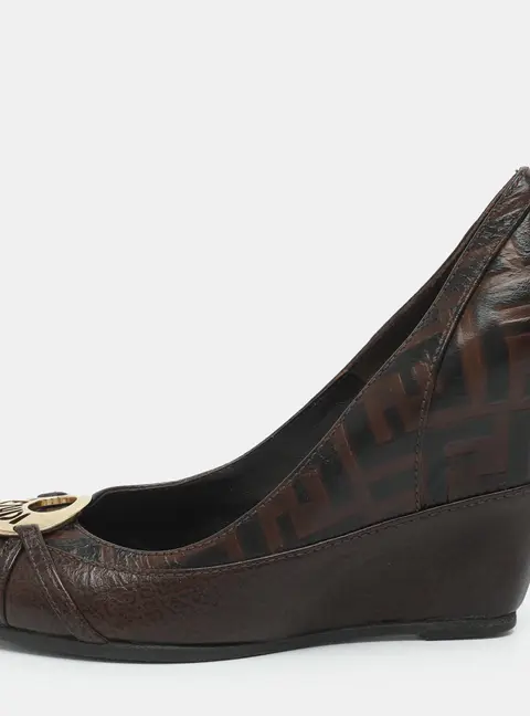Fendi Embellished Size 38 Brown Zucca Embossed Leather Wedge Pumps