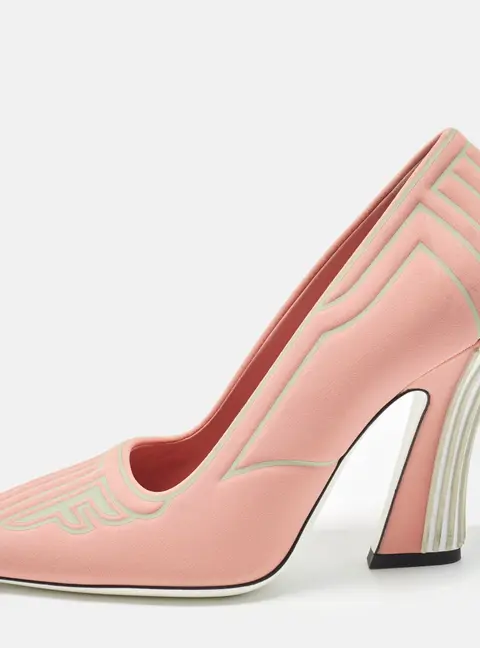 Fendi FFreedom Size 37 Pink Fabric Pumps