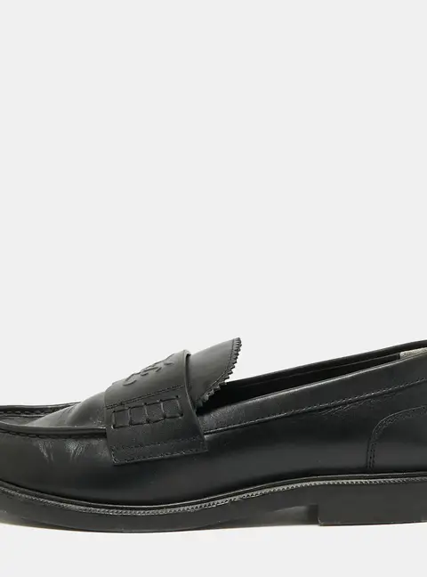 Fendi Karligraphy Size 38.5 Black Leather Loafers