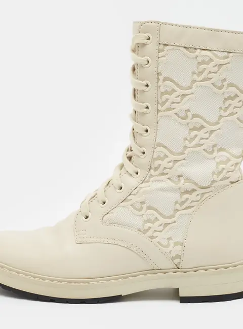 Fendi Size 39 Cream Canvas and Leather Combat Boots