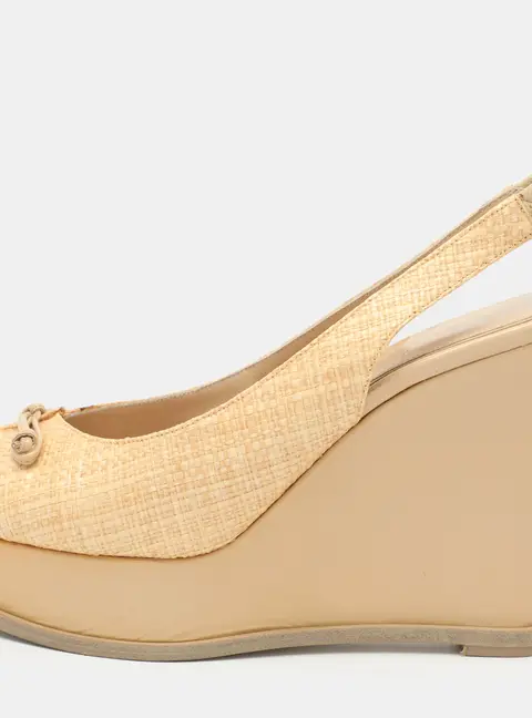 Fendi Fendista Size 41 Beige Raffia Wedge Sandals