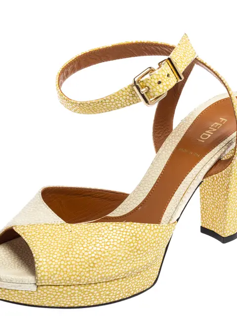 Fendi White/Yellow Stingray Embossed Leather Ankle Strap Platform Sandals Size 38.5