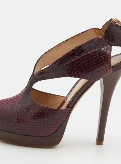 Fendi Burgundy Python Embossed Leather Strappy Peep Toe Platform Sandals Size 40