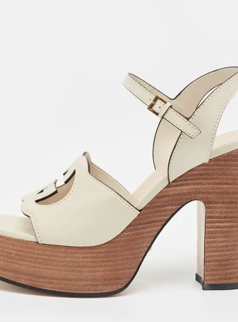 Gucci Interlocking G Size 41 Cream Leather Ankle Strap Sandals