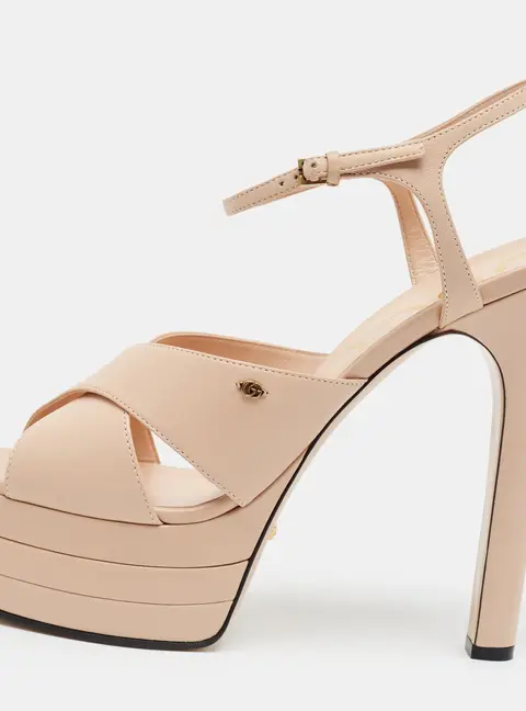 Gucci Angel Size 41 Beige Leather Platform Sandals