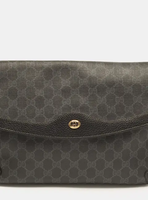 Gucci Interlocking G Black GG Supreme Canvas and Leather Clutch