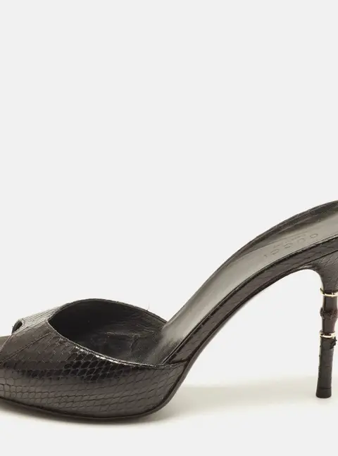 Gucci Size 38 Black Python Leather Bamboo  Slide Sandals