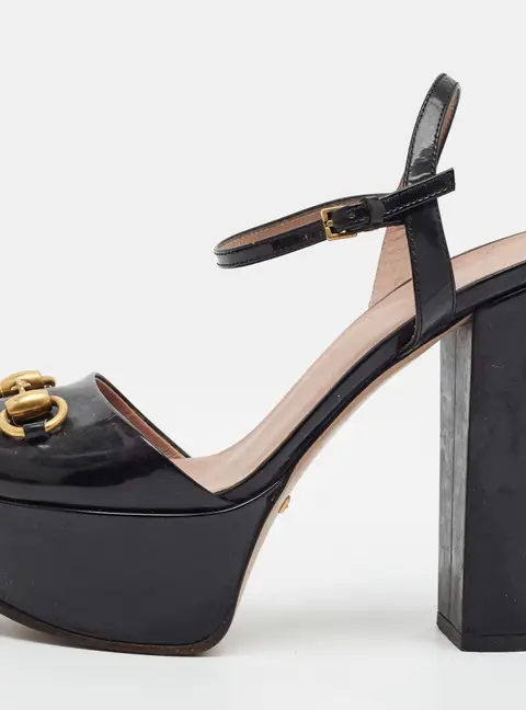 Gucci Claudie Size 35 Black Patent Leather Ankle Strap Sandals