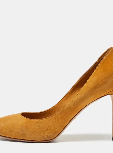 Gucci Mustard Yellow Suede Round Toe Pumps Size 39