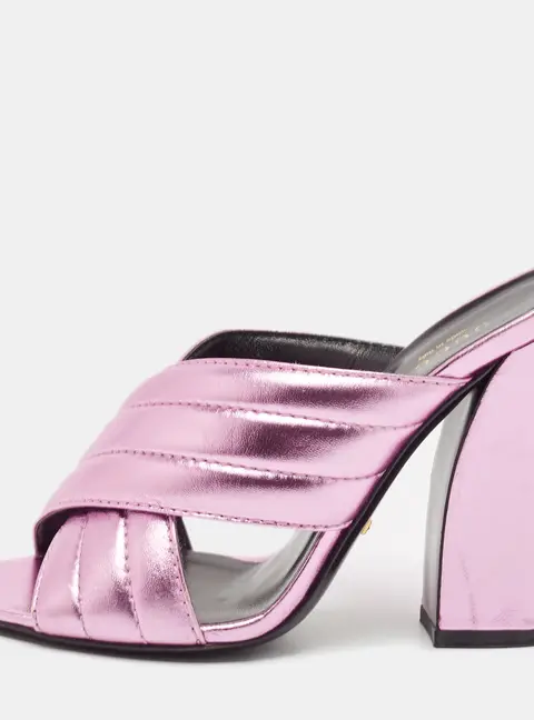 Gucci Pink Quilted Leather Snake Embellished Slide Sandals Size 37.5