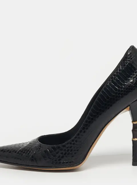 Gucci Bamboo Size 38.5 Black Water Snake Leather Pointed Toe Pumps