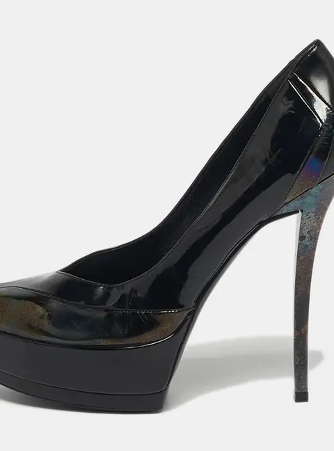 Gucci Size 38 Two Tone Patent and Leather Platform Pumps