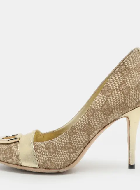 Gucci D Ring Size 35 Beige/Gold Canvas and Leather Pumps