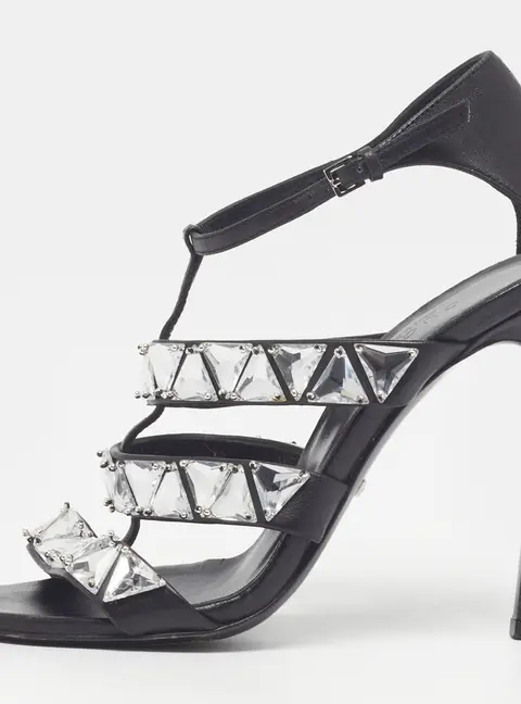 Gucci Sigourney Size 36 Black Leather Gladiator Sandals