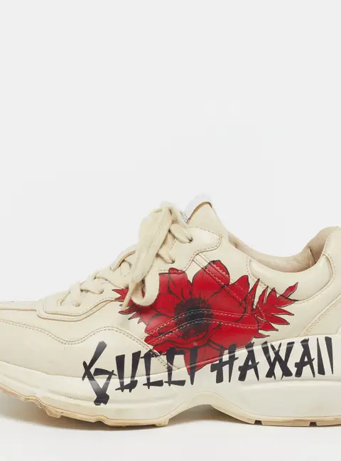 Gucci Rhyton Size 39 Cream Leather Low Top Sneakers