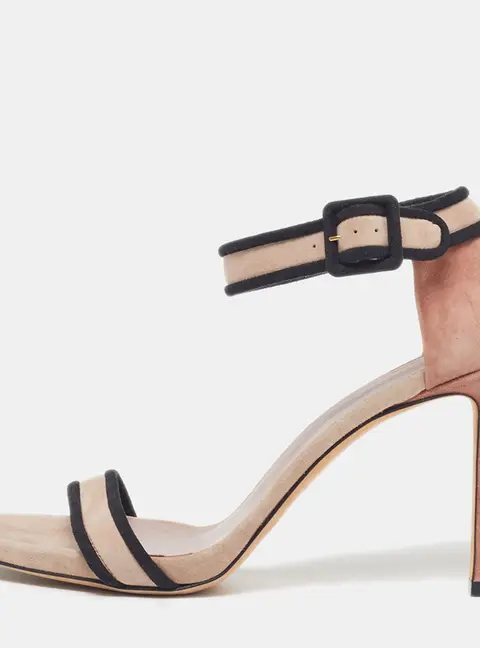 Gucci Size 39 Beige/Black Suede Ankle Strap Sandals