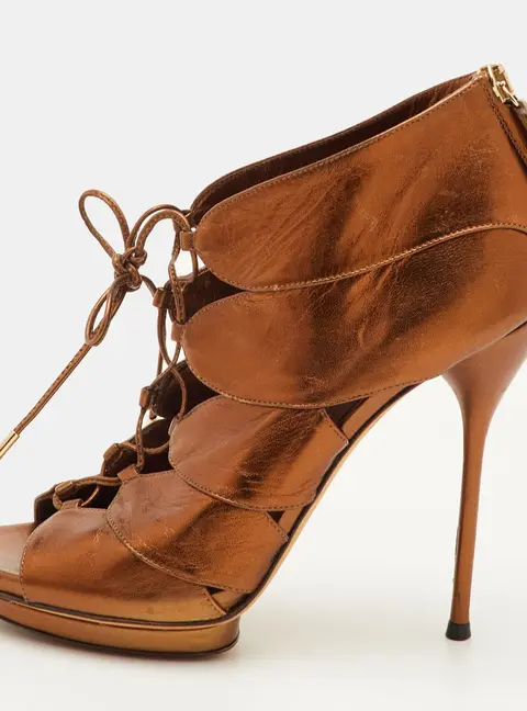 Gucci Size 36 Metallic Brown Leather Lace Up Booties