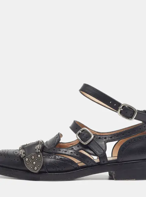 Gucci Queercore Size 39 Black Brogue Leather Ankle Strap Flat Sandals