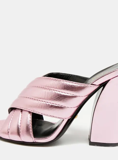 Gucci Sylvie Size 38.5 Metallic Rose Leather Sandals