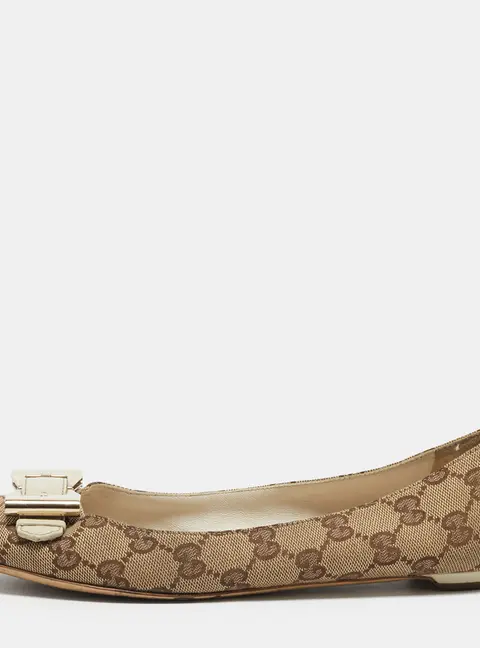 Gucci GG Size 38.5 Beige/Brown GG Canvas and Leather Buckle Ballet Flats
