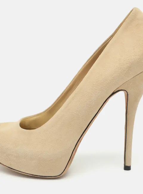 Gucci Size 38.5 Beige Suede Peep Toe Pumps