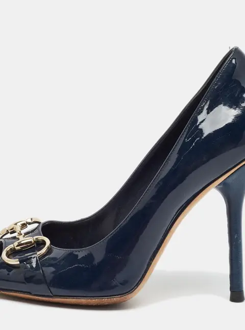Gucci Horsebit Size 38 Navy Blue Patent Leather Pumps